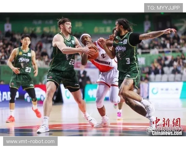 CBA激战辽宁队对决北京紫禁队精彩瞬间回顾与分析