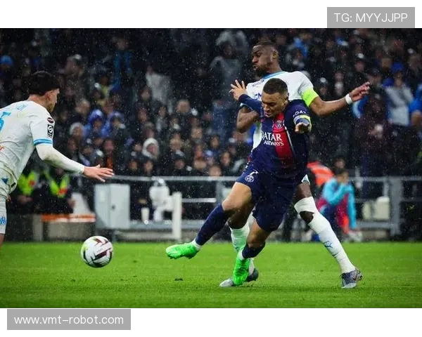 巴黎圣曼主场迎战卡昂争夺法甲积分榜重要胜利