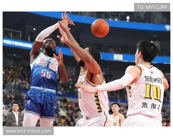 广东与新疆第五场激战回顾球员表现与战术分析全景展现 广东与新疆第五场激战回顾球员表现与战术分析全景展现